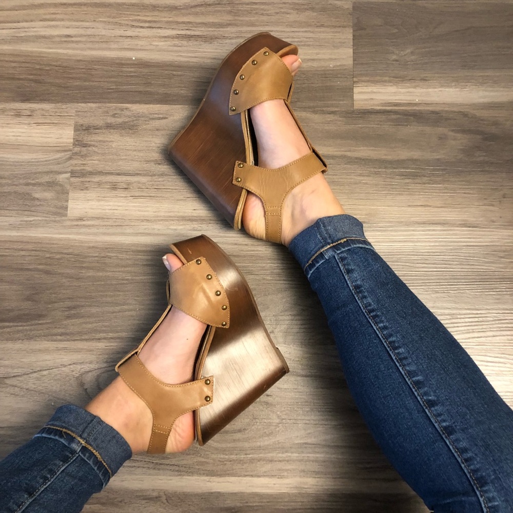 Steve Madden Sandal Wedges